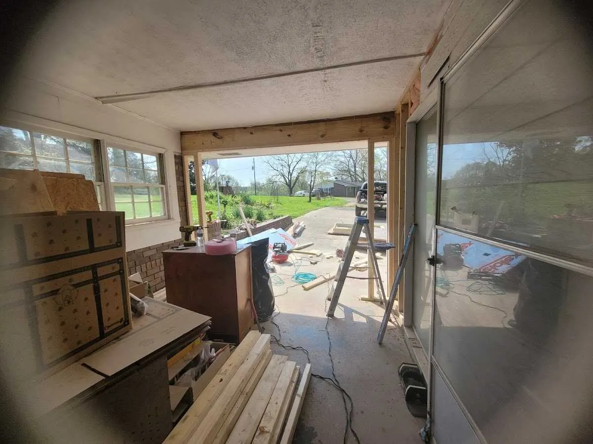 Air movers and dehumidifier for Drying & Dehumidification in Willingboro